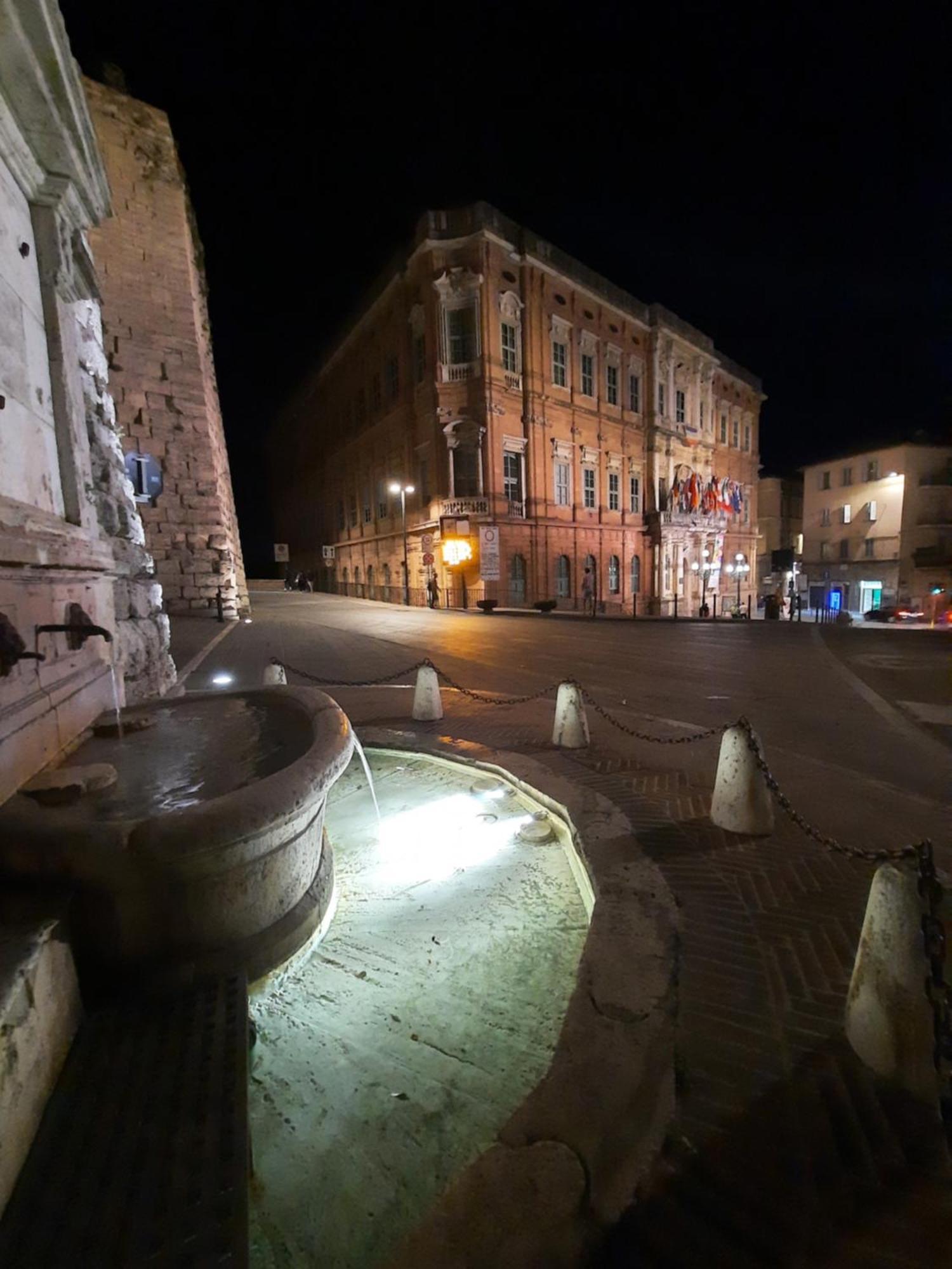 Casa Dei Gigli Apartman Perugia Szoba fotó